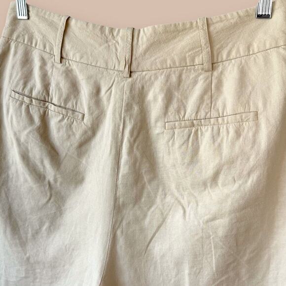 Alex Marie Linen Blend Pleated High Rise Wide Leg Bermuda Shorts Size 12 Neutral - Picture 6 of 11